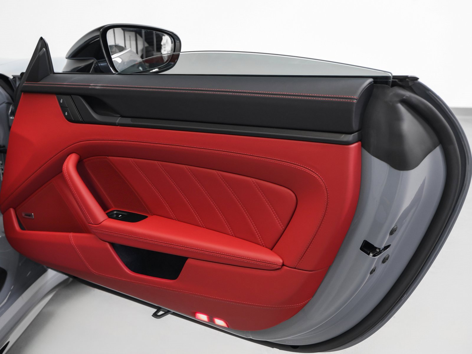 Used 2024 Porsche 911 Carrera GTS image 45