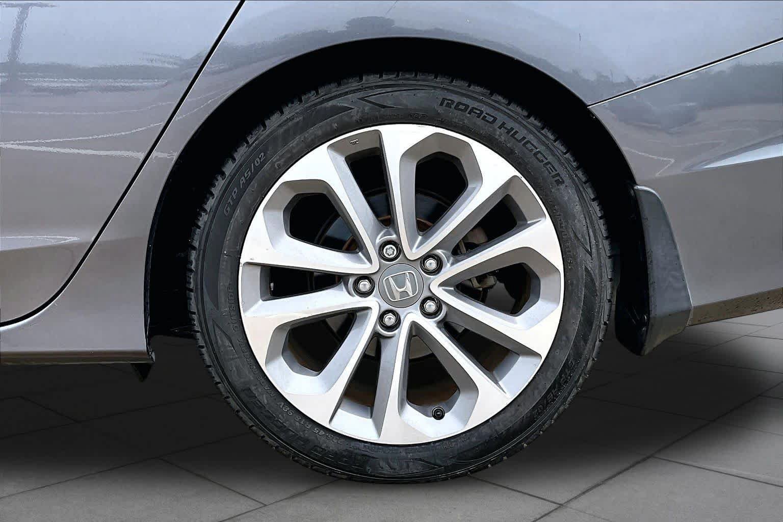 Used 2013 Honda Accord Sport image 10