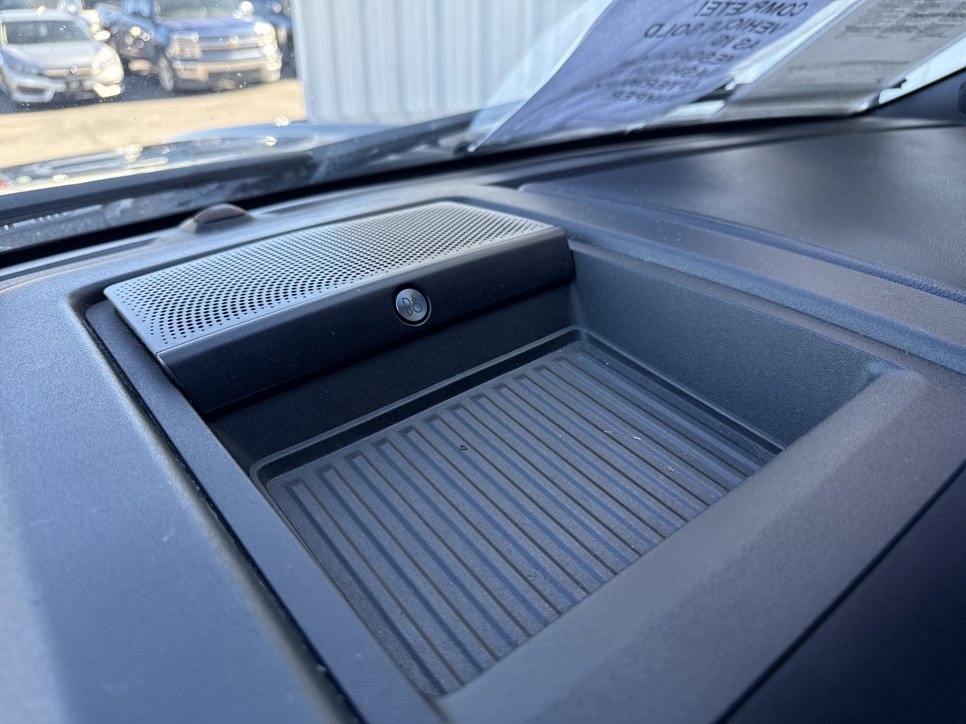 Used 2018 Ford F150 Platinum w/ Equipment Group 701A Luxury image 22