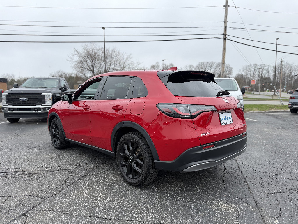 Used 2023 Honda HR-V Sport image 4