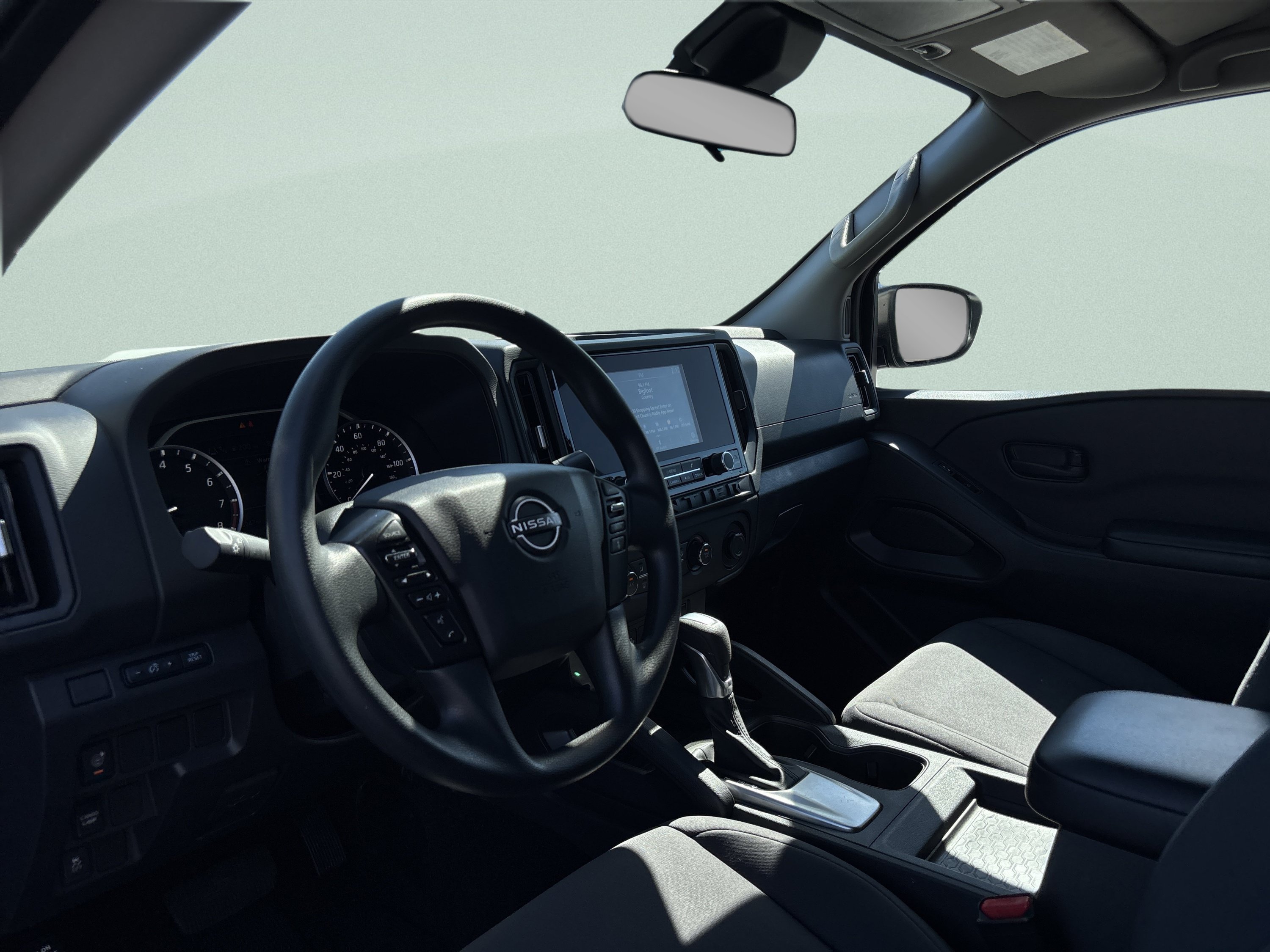 Used 2026 Nissan Frontier S RWD image 13