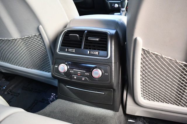 Used 2018 Audi S7 Prestige w/ Driver Assistance Package image 38
