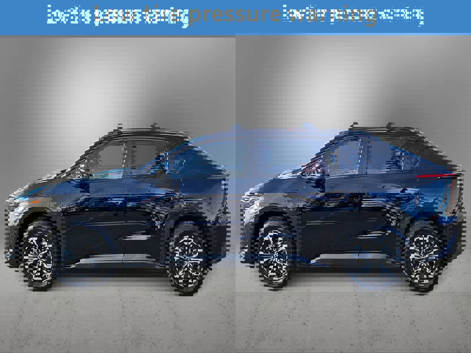 Used 2024 Toyota bZ4X XLE w/ Weather Package image 7