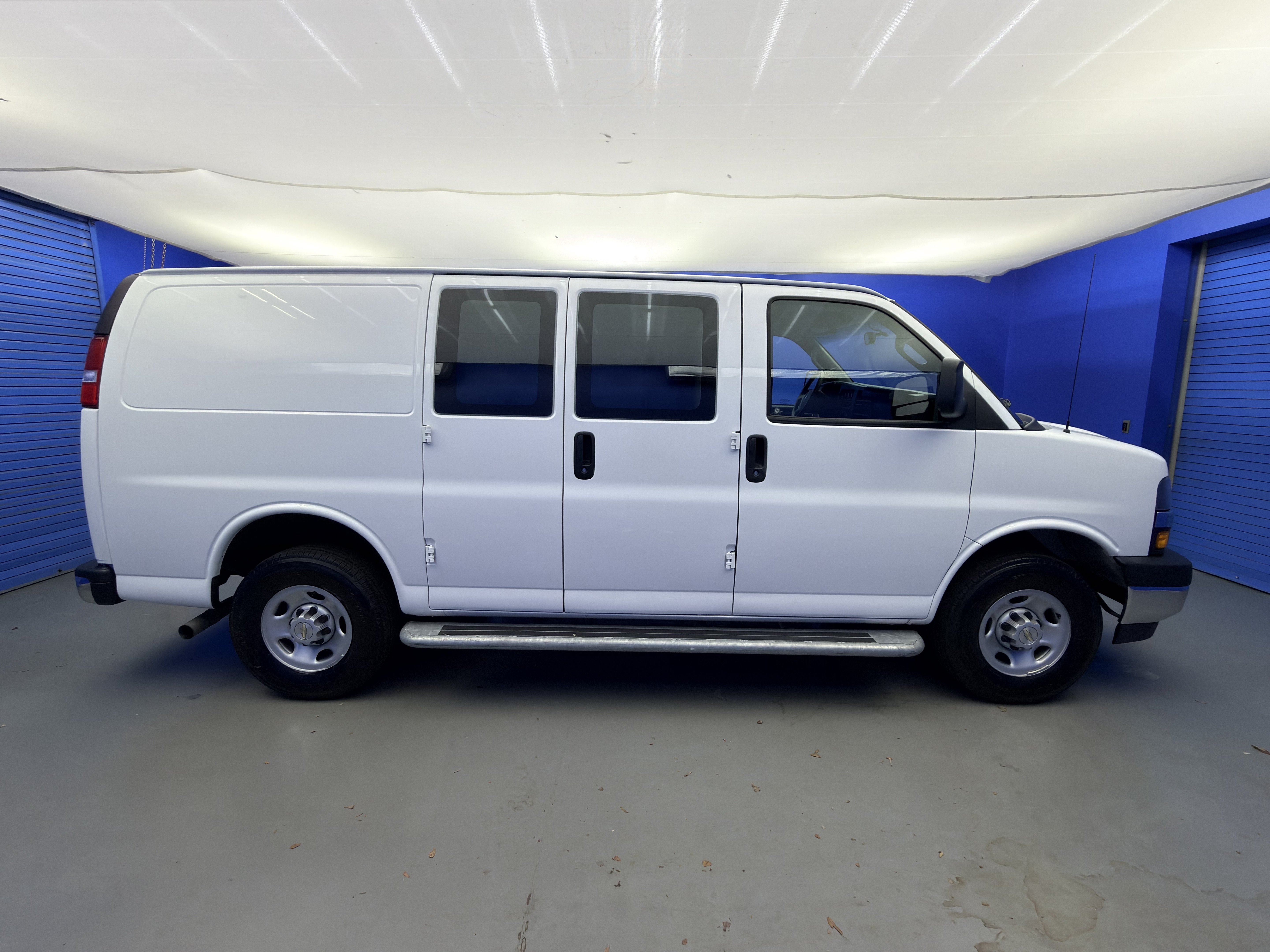 Used 2024 Chevrolet Express 2500 w/ Driver Convenience Package RWD image 8
