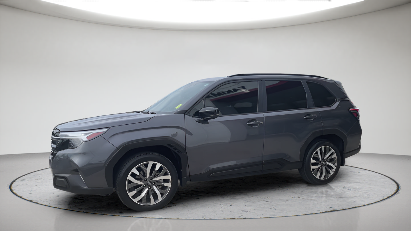 Used 2025 Subaru Forester Touring AWD/4WD image 19