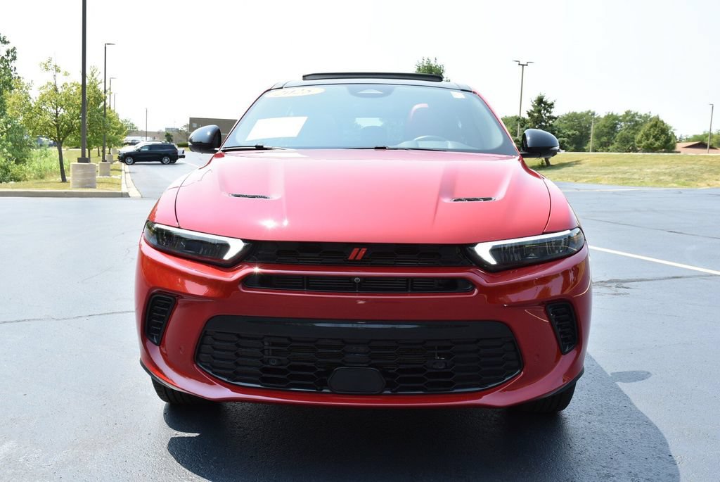 Used 2025 Dodge Hornet GT w/ GT Plus Package AWD/4WD image 2