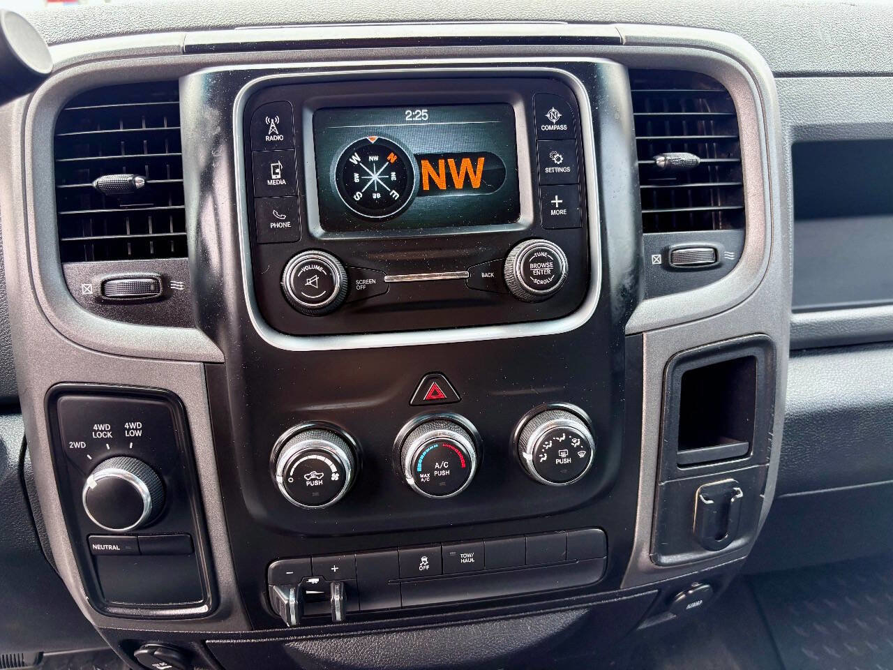 Used 2014 RAM 1500 ST w/ SXT Appearance Group image 13