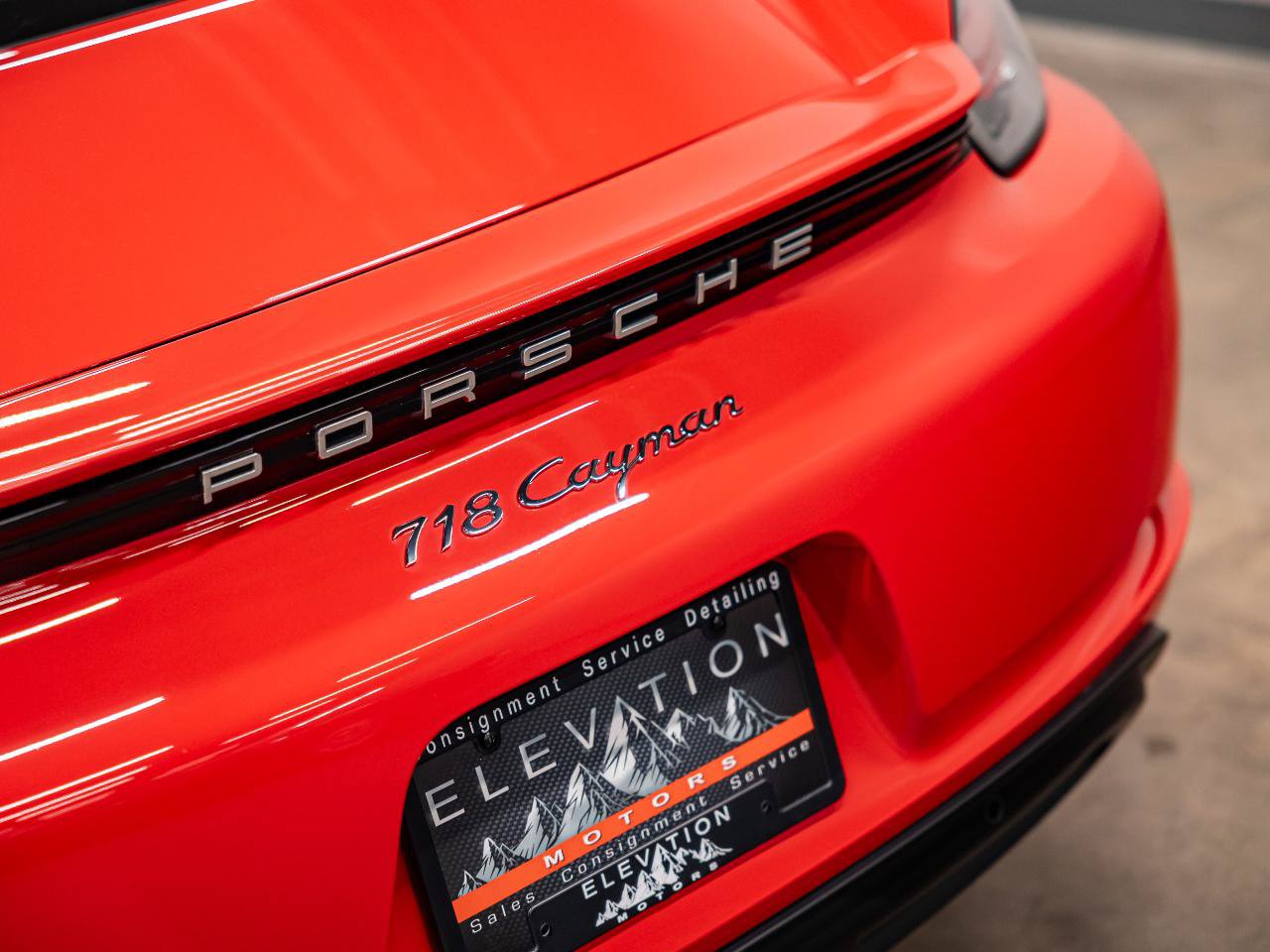 Used 2022 Porsche 718 Cayman RWD image 37