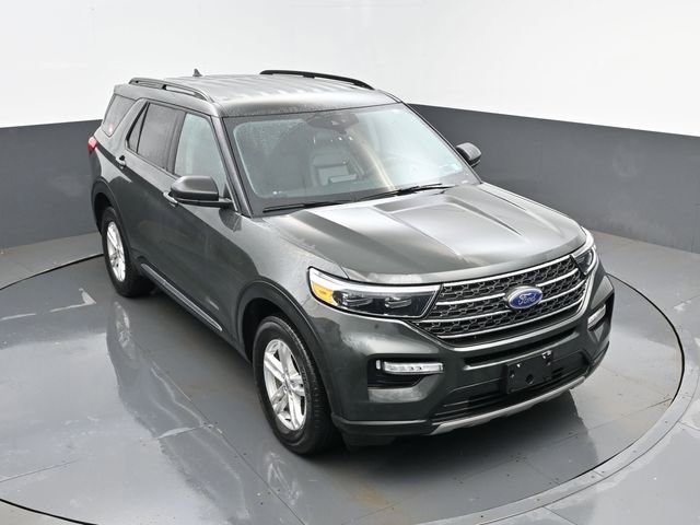 Used 2022 Ford Explorer XLT w/ Equipment Group 202A image 21
