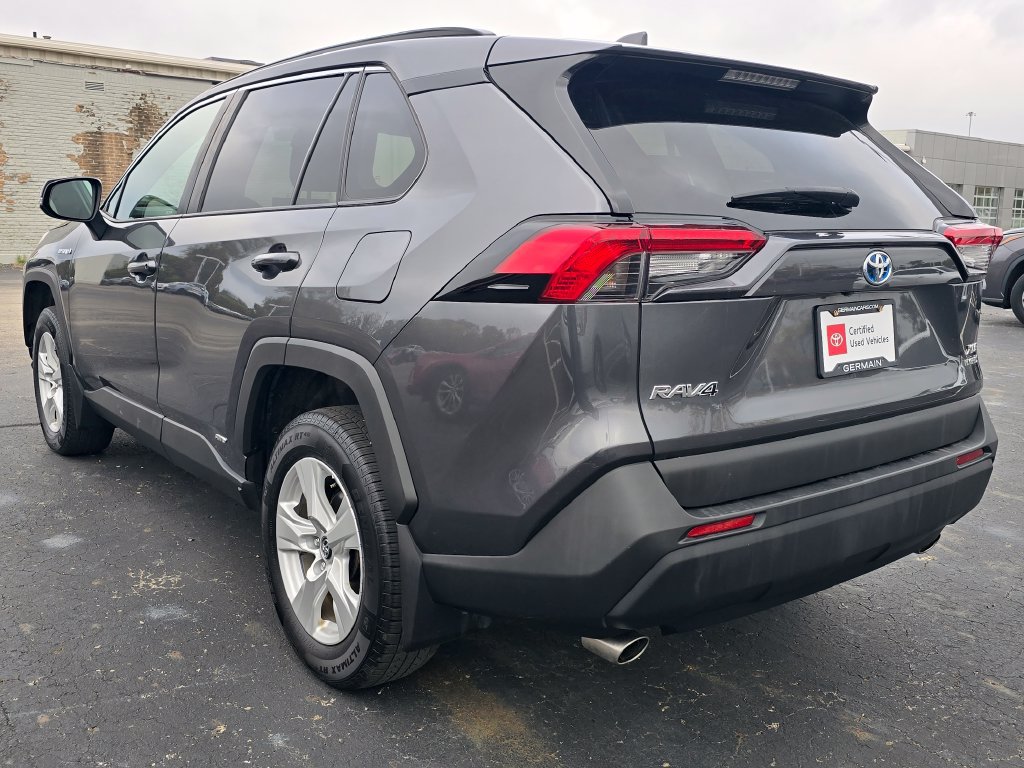 Used 2021 Toyota RAV4 XLE w/ Convenience Package AWD/4WD image 6