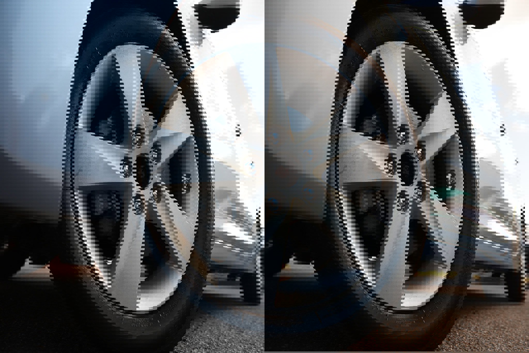 Used 2013 Hyundai Elantra GLS w/ Preferred Pkg image 36