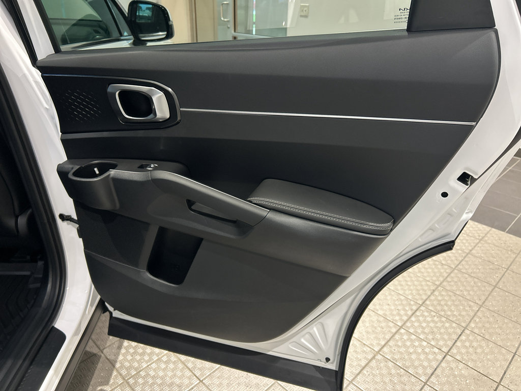 New 2025 Kia Sorento S w/ Panoramic Sunroof Package FWD image 22