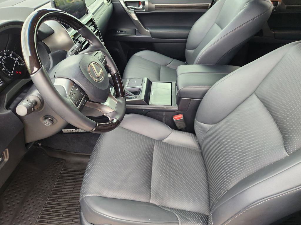 Certified 2023 Lexus GX 460 Luxury w/ Sport Design Package AWD/4WD image 13