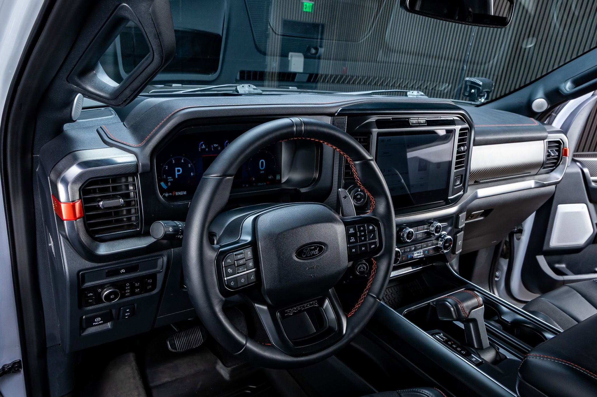 Used 2025 Ford F150 Raptor AWD/4WD image 17