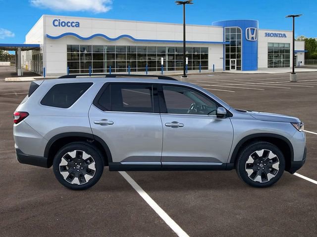 New 2026 Honda Pilot Touring image 6