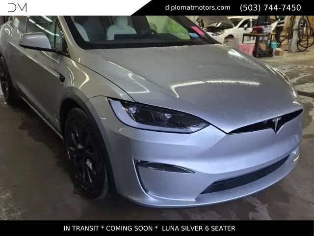 Used 2025 Tesla Model X Plaid AWD/4WD image 3