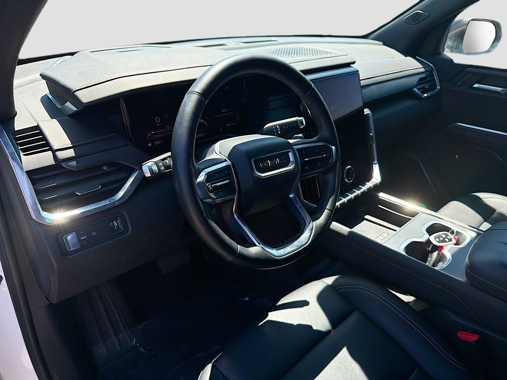 Used 2024 GMC Acadia Elevation image 26