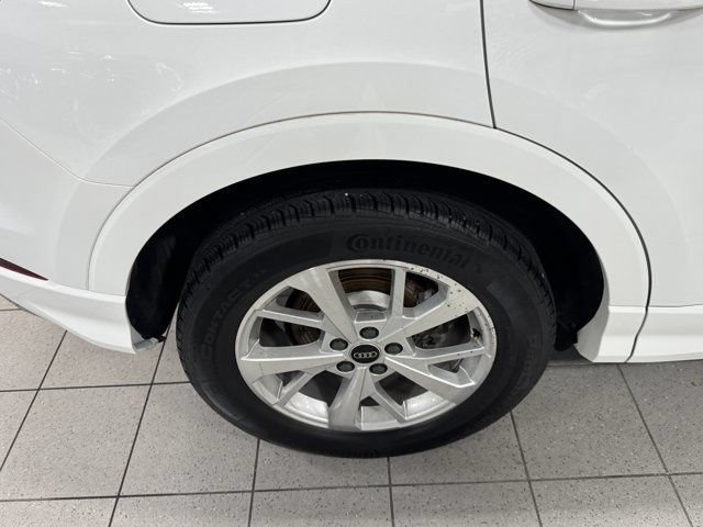 Certified 2023 Audi Q3 2.0T Premium w/ Convenience Package AWD/4WD image 12