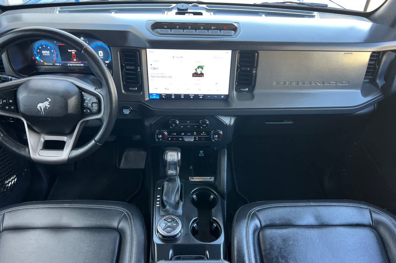 Used 2025 Ford Bronco Badlands AWD/4WD image 4