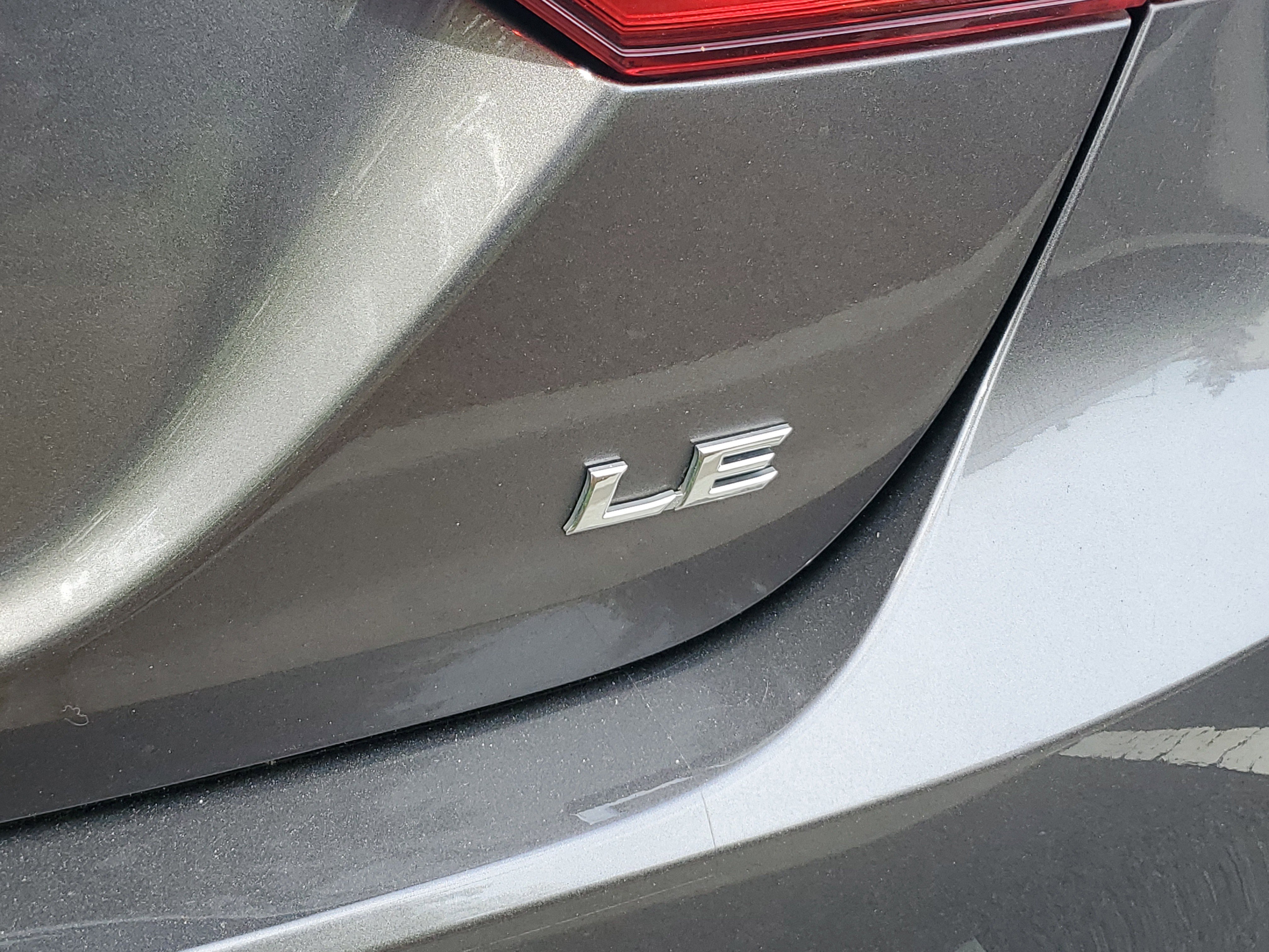 Used 2024 Toyota Camry LE image 10