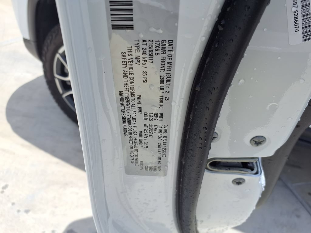Used 2025 Jeep Compass Trailhawk AWD/4WD image 32