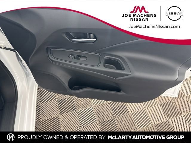 Certified 2025 Nissan Versa SV w/ Trunk Package image 19