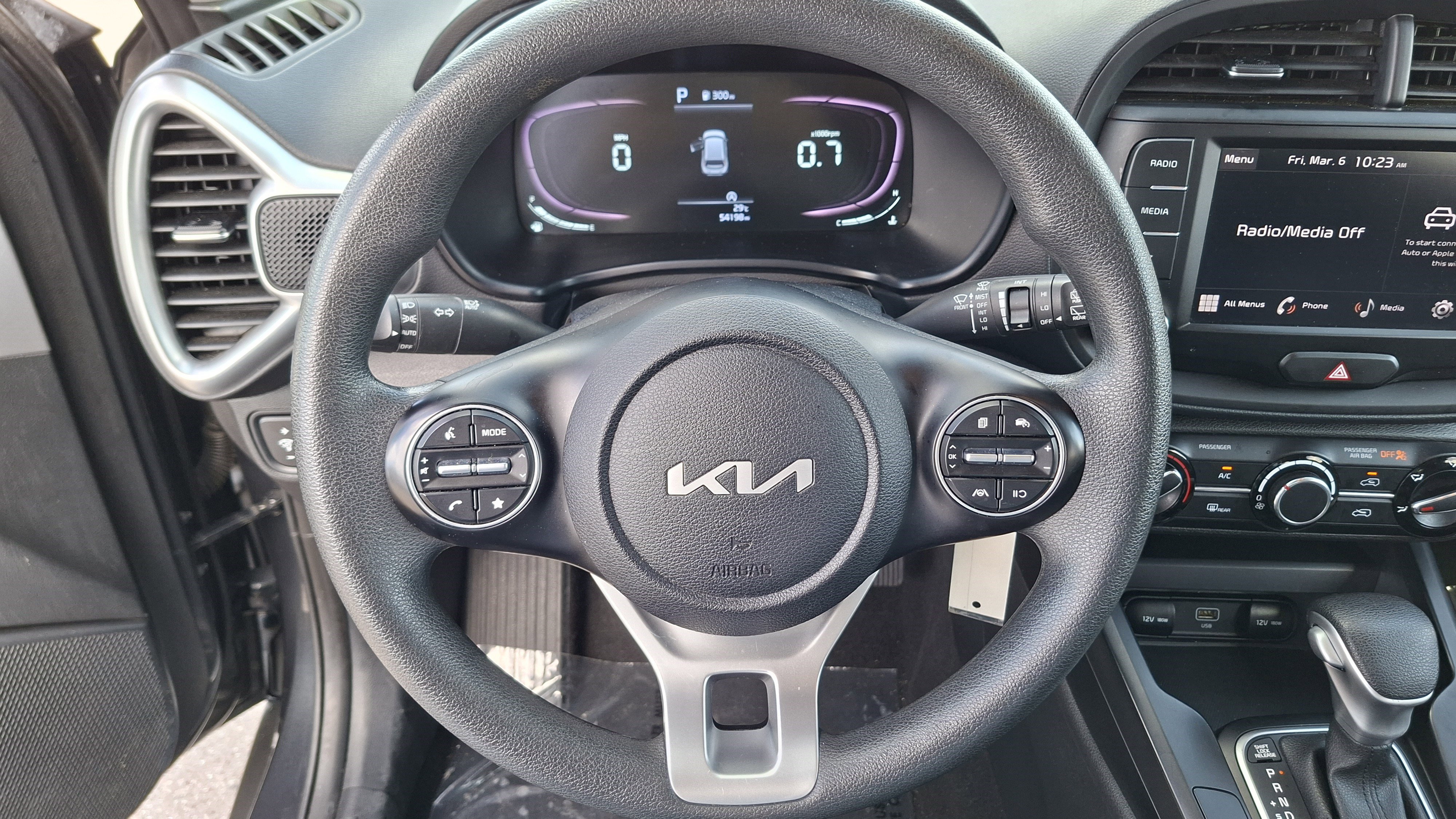 Used 2023 Kia Soul LX w/ Option Group 015 image 11