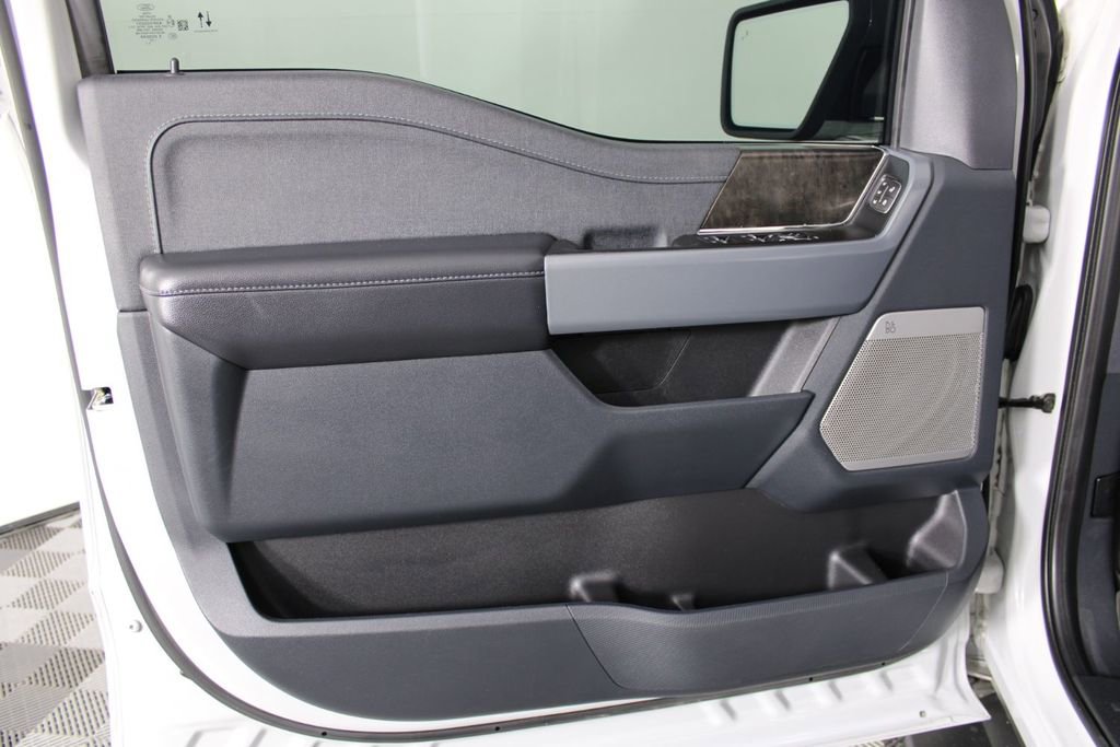 Used 2023 Ford F150 Lariat w/ FX4 Off-Road Package image 16