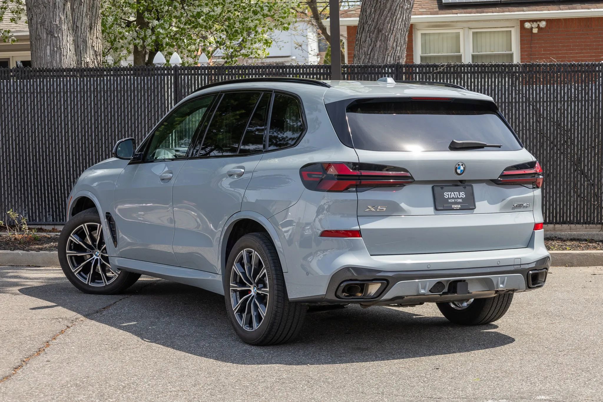 Used 2024 BMW X5 xDrive40i w/ M Sport Package image 31