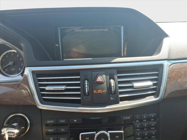 Used 2013 Mercedes-Benz E 350 4MATIC Sedan image 26