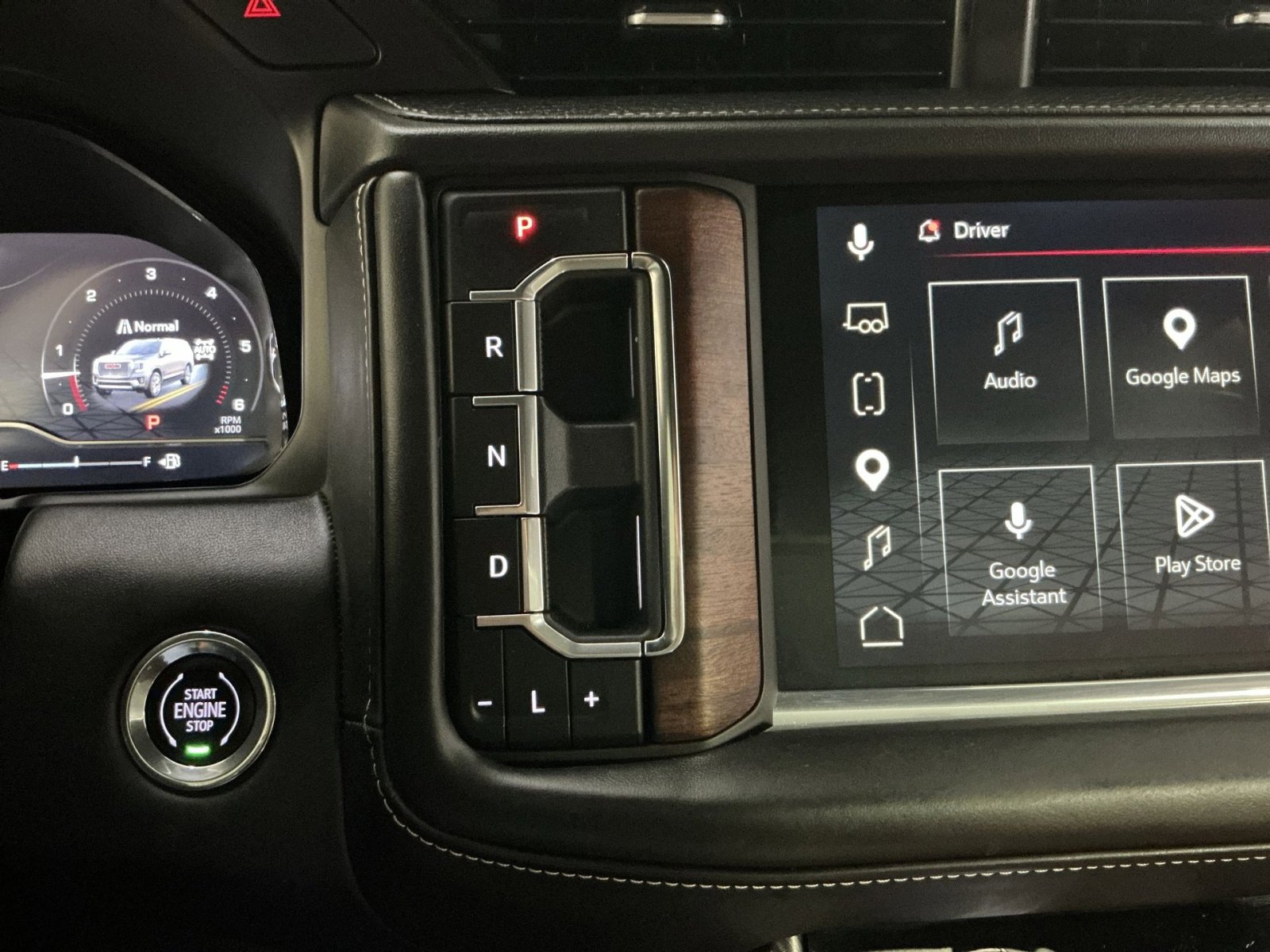 Used 2023 GMC Yukon Denali Ultimate AWD/4WD image 22