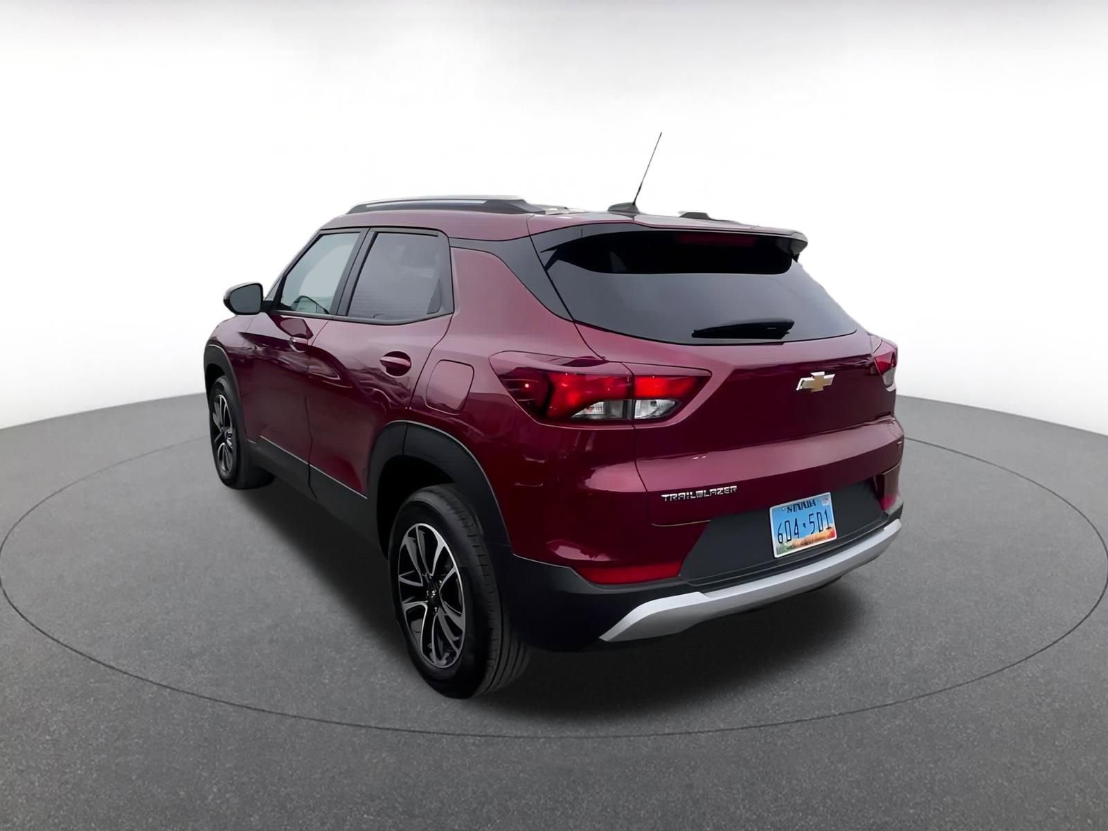 Used 2025 Chevrolet TrailBlazer LT image 11