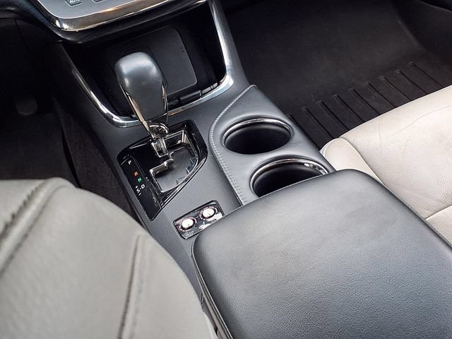 Used 2016 Toyota Avalon Touring w/ Protection Package FWD image 11