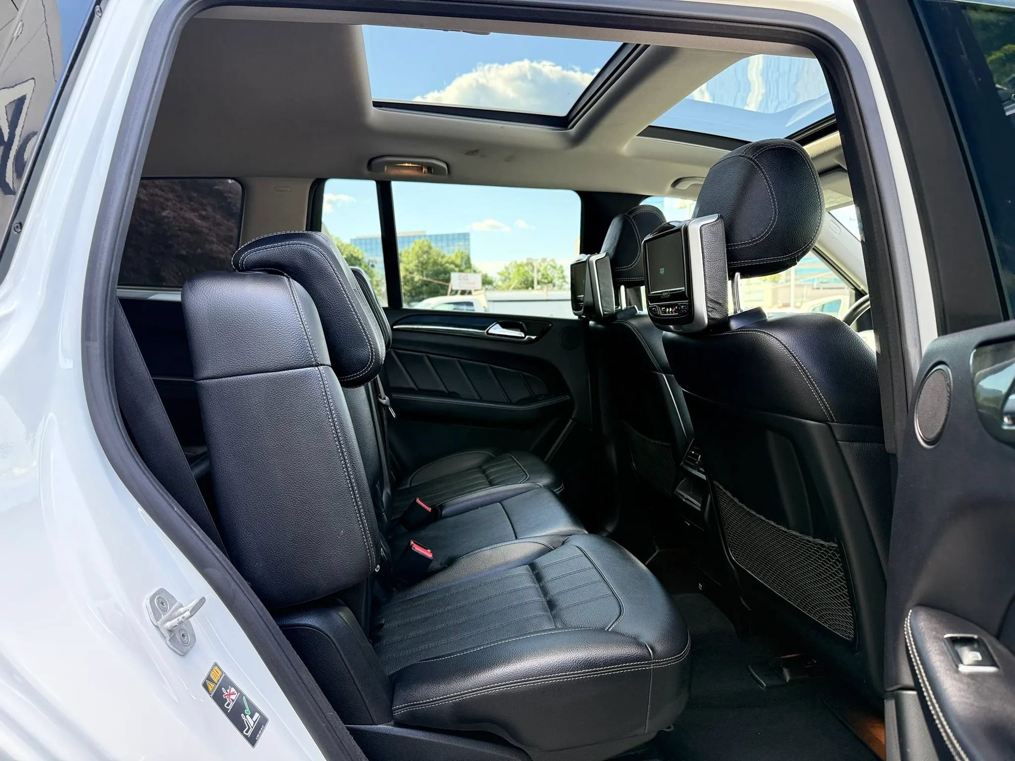 Used 2016 Mercedes-Benz GL 450 4MATIC image 35