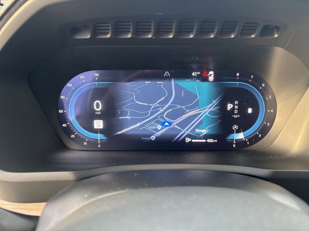 Certified 2025 Volvo XC90 B6 Plus image 23