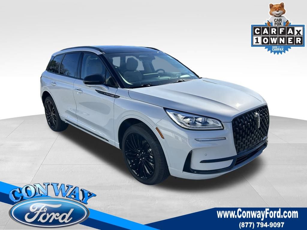 Used 2025 Lincoln Corsair Reserve w/ Equipment Group 202A