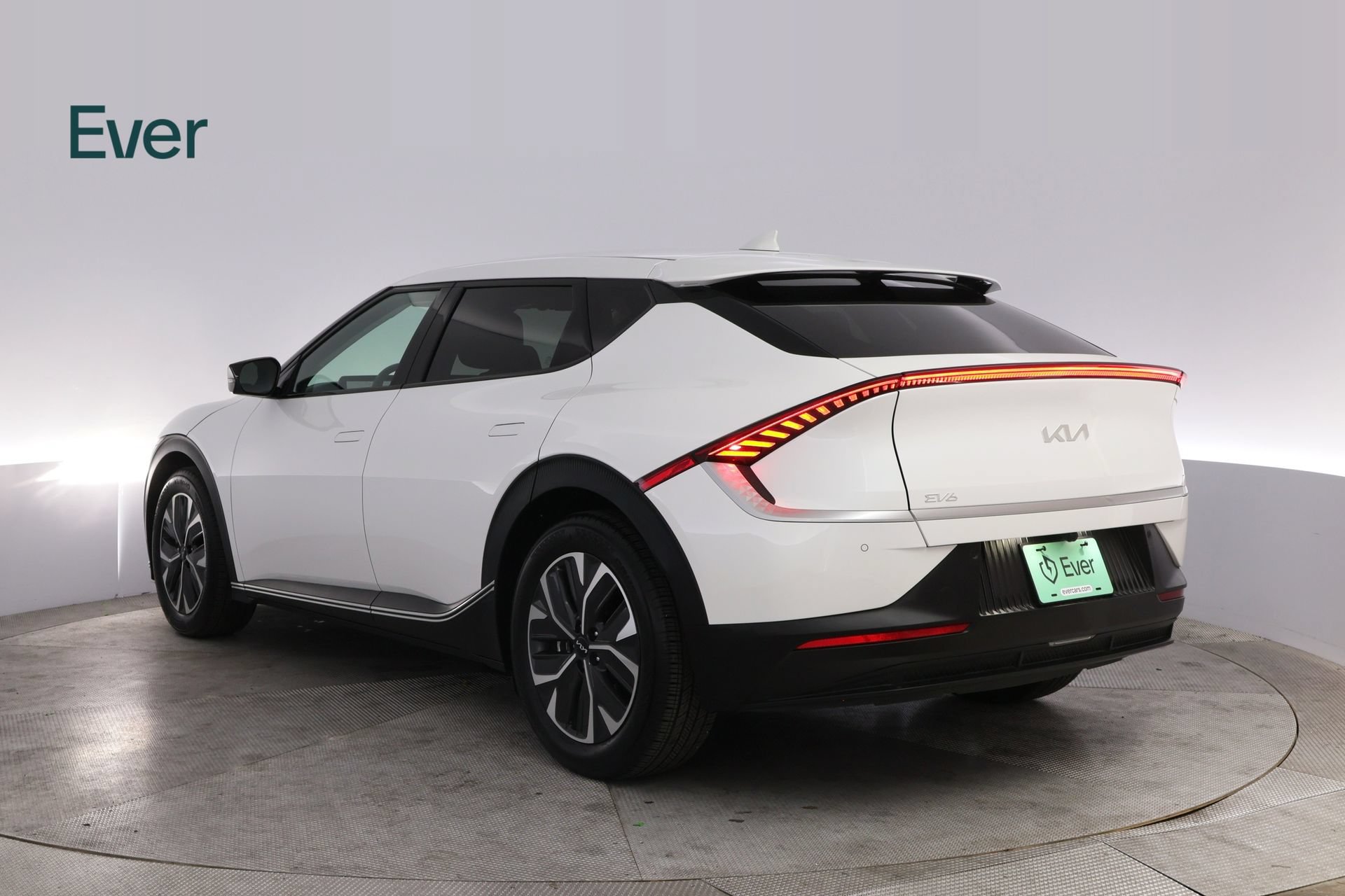 Used 2024 Kia EV6 Light RWD image 17