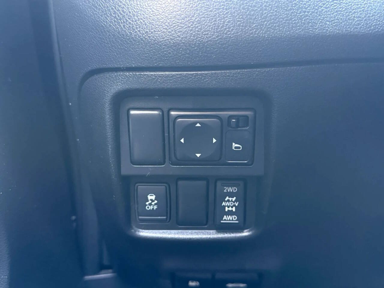 Used 2014 Nissan Juke SL AWD/4WD image 11
