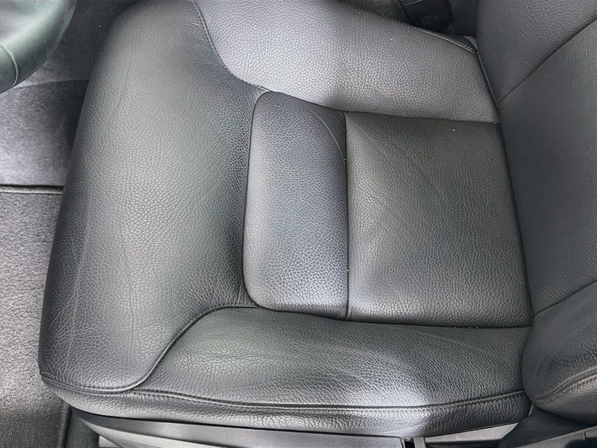 Certified 2023 Volvo XC60 B5 Plus w/ Protection Package Premier FWD image 20
