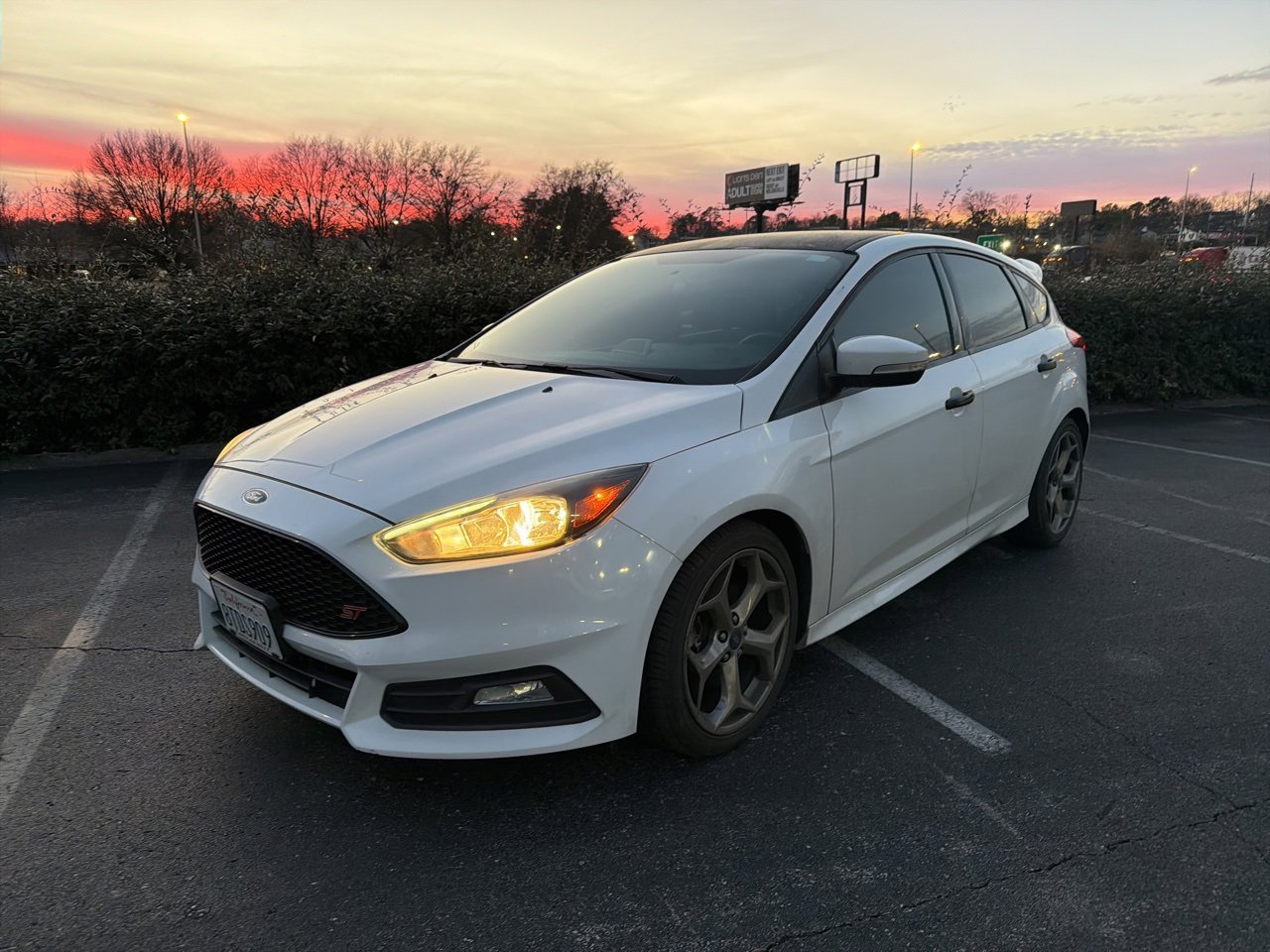 Used 2018 Ford Focus ST video 1
