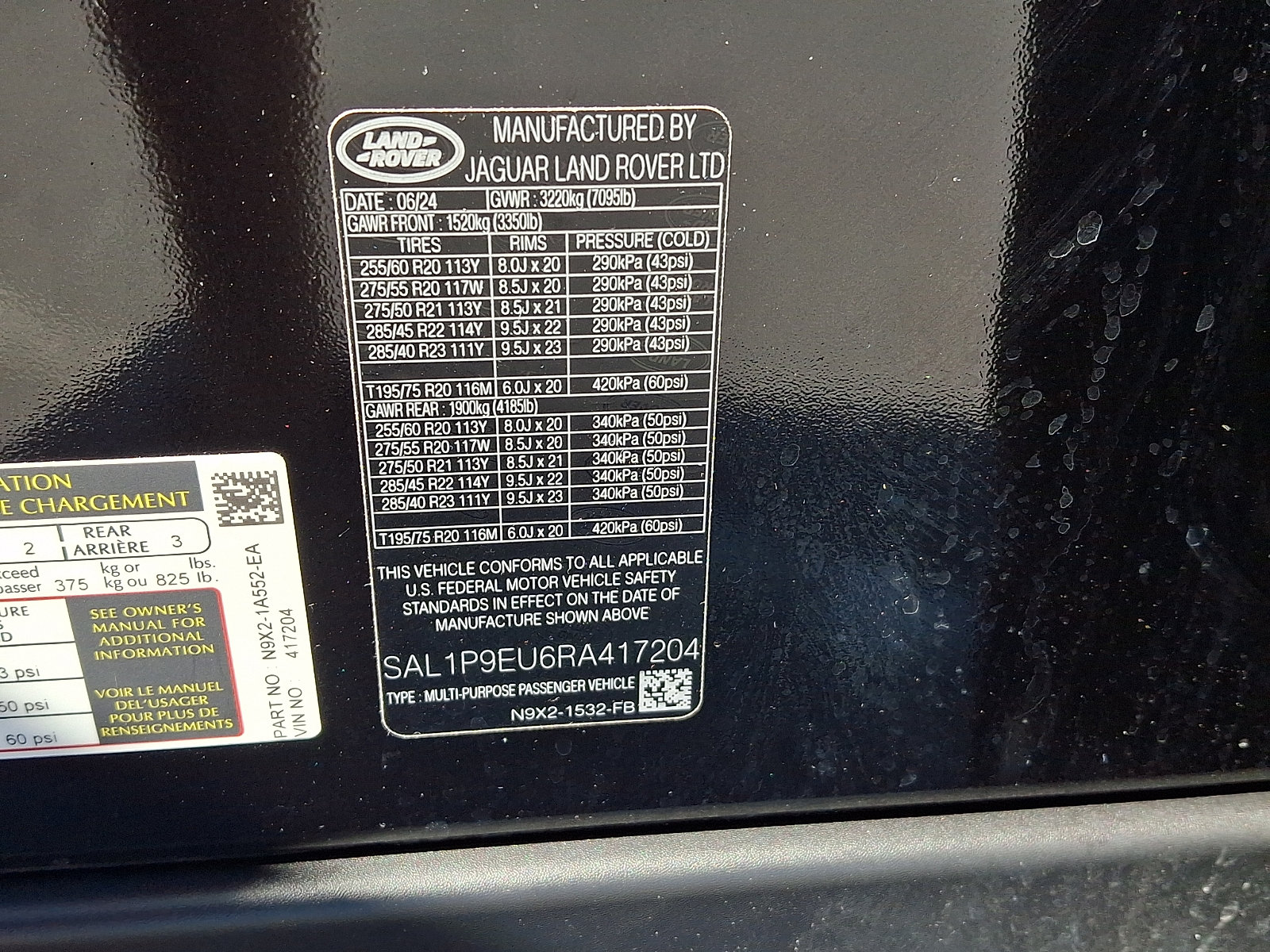 Used 2024 Land Rover Range Rover Sport SE AWD/4WD image 27