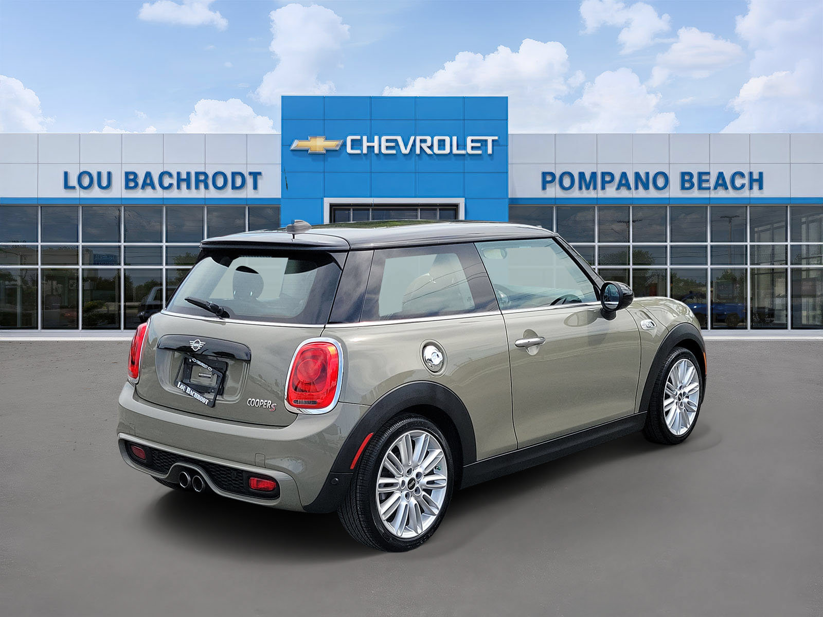 Used 2019 MINI Cooper S w/ Signature Upholstery Package FWD image 3