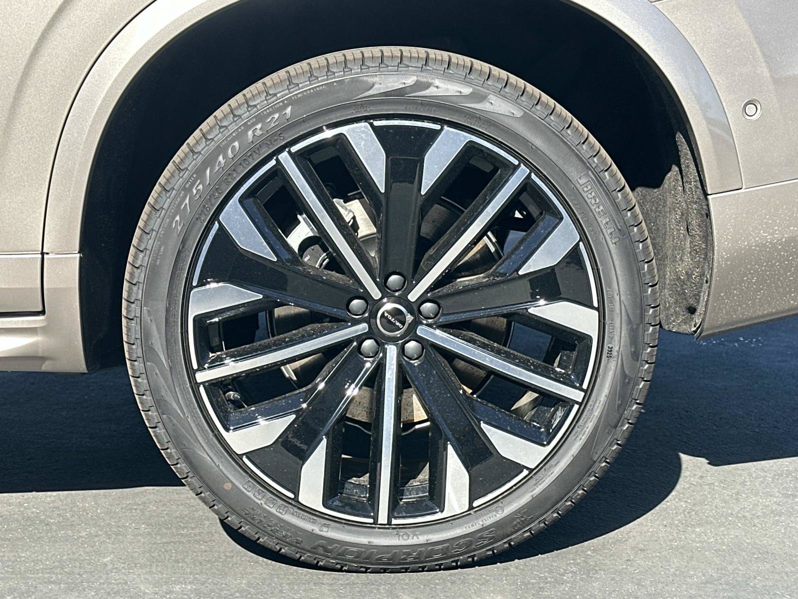 New 2026 Volvo XC90 T8 Plus AWD/4WD image 24