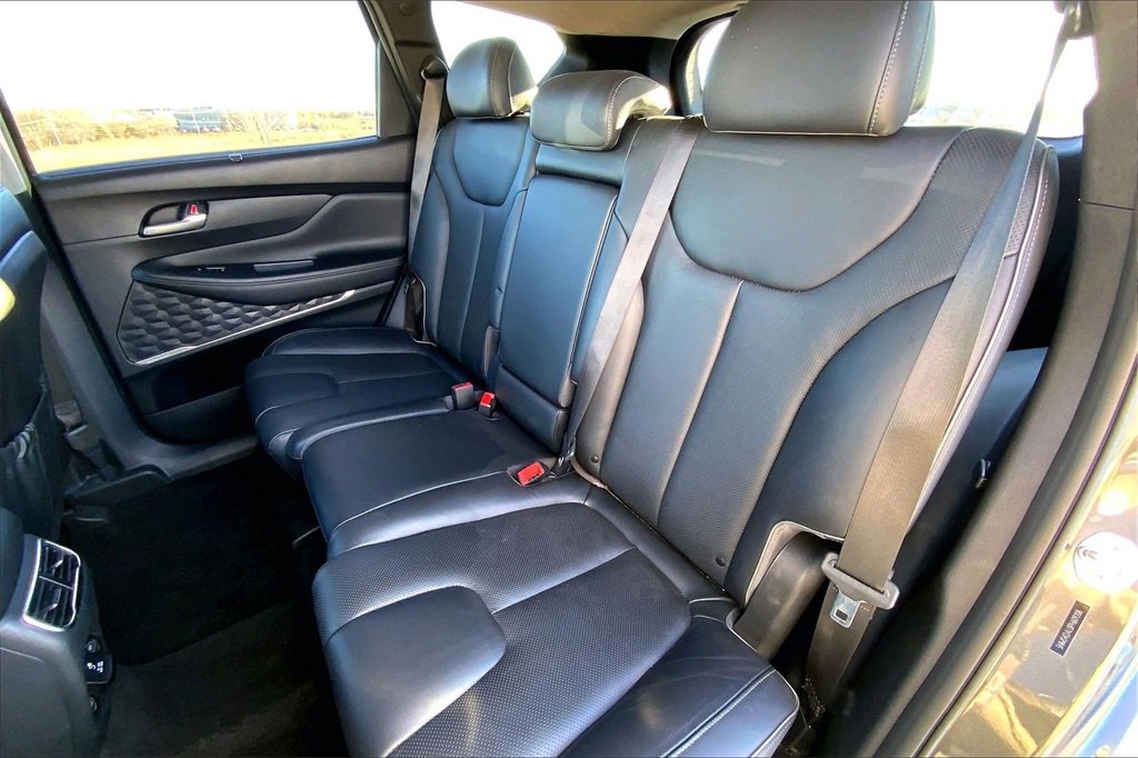 Used 2023 Hyundai Santa Fe Limited image 20