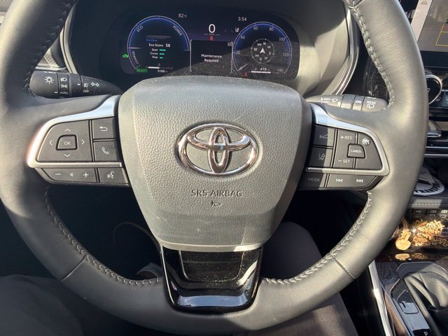 Used 2026 Toyota Highlander Platinum AWD/4WD image 15