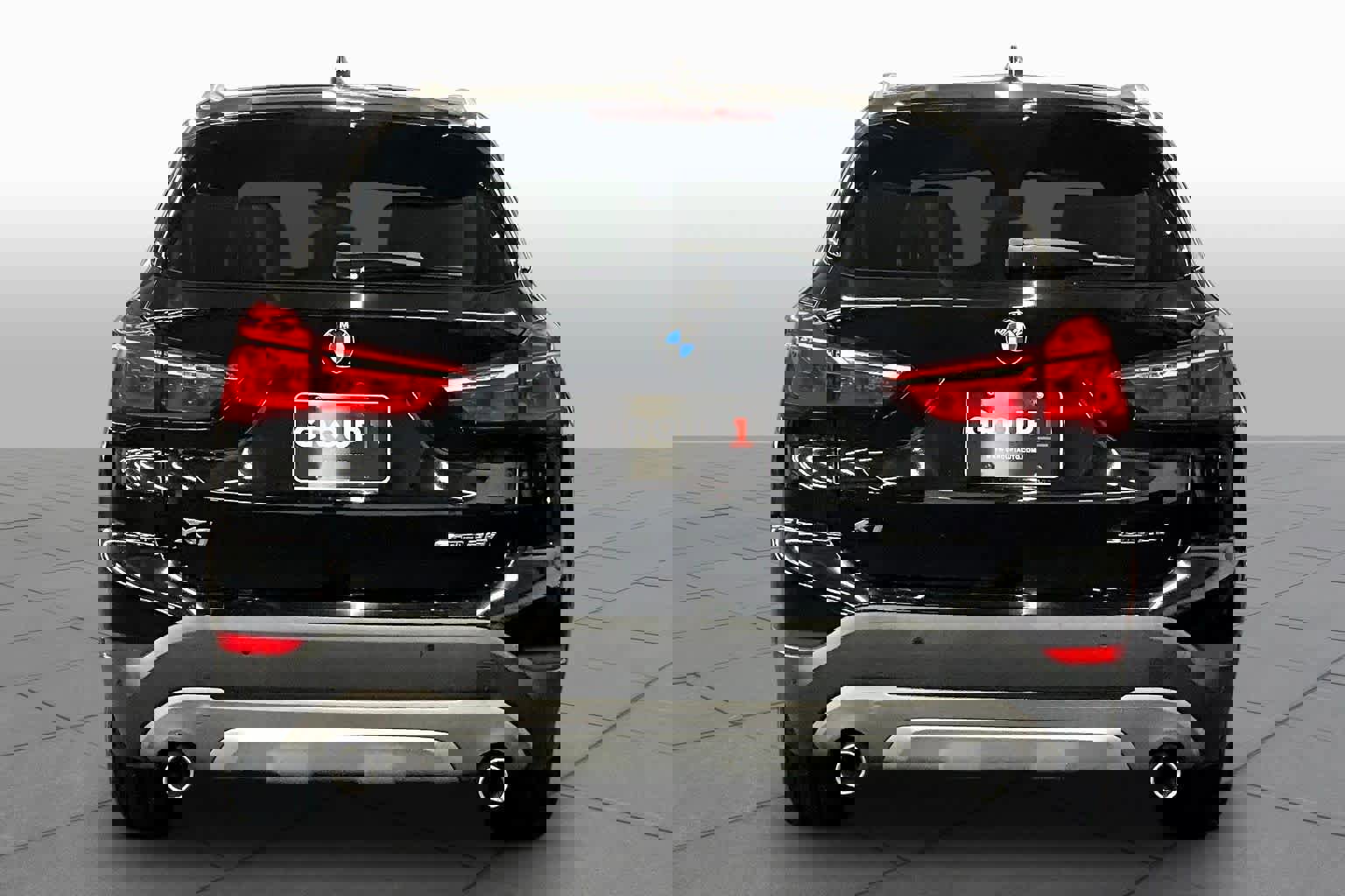 Used 2019 BMW X1 sDrive28i w/ Convenience Package image 4