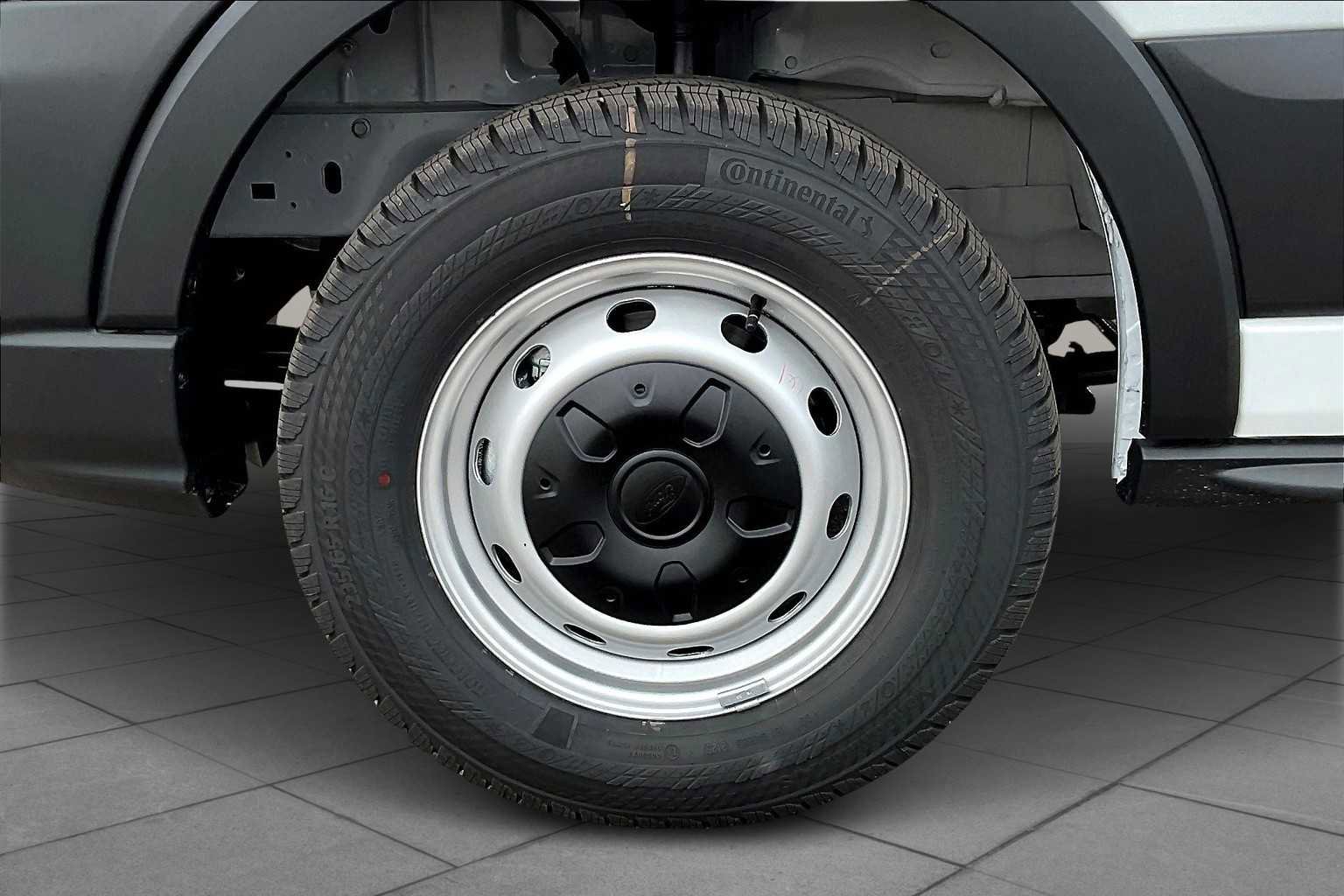 New 2025 Ford Transit 250 Low Roof image 11