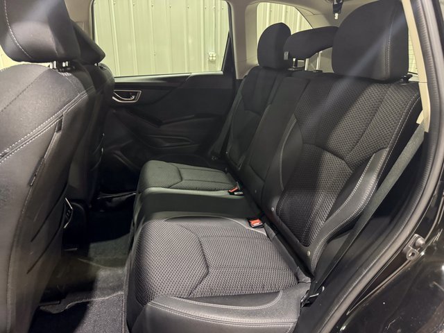 Used 2022 Subaru Forester Premium image 23