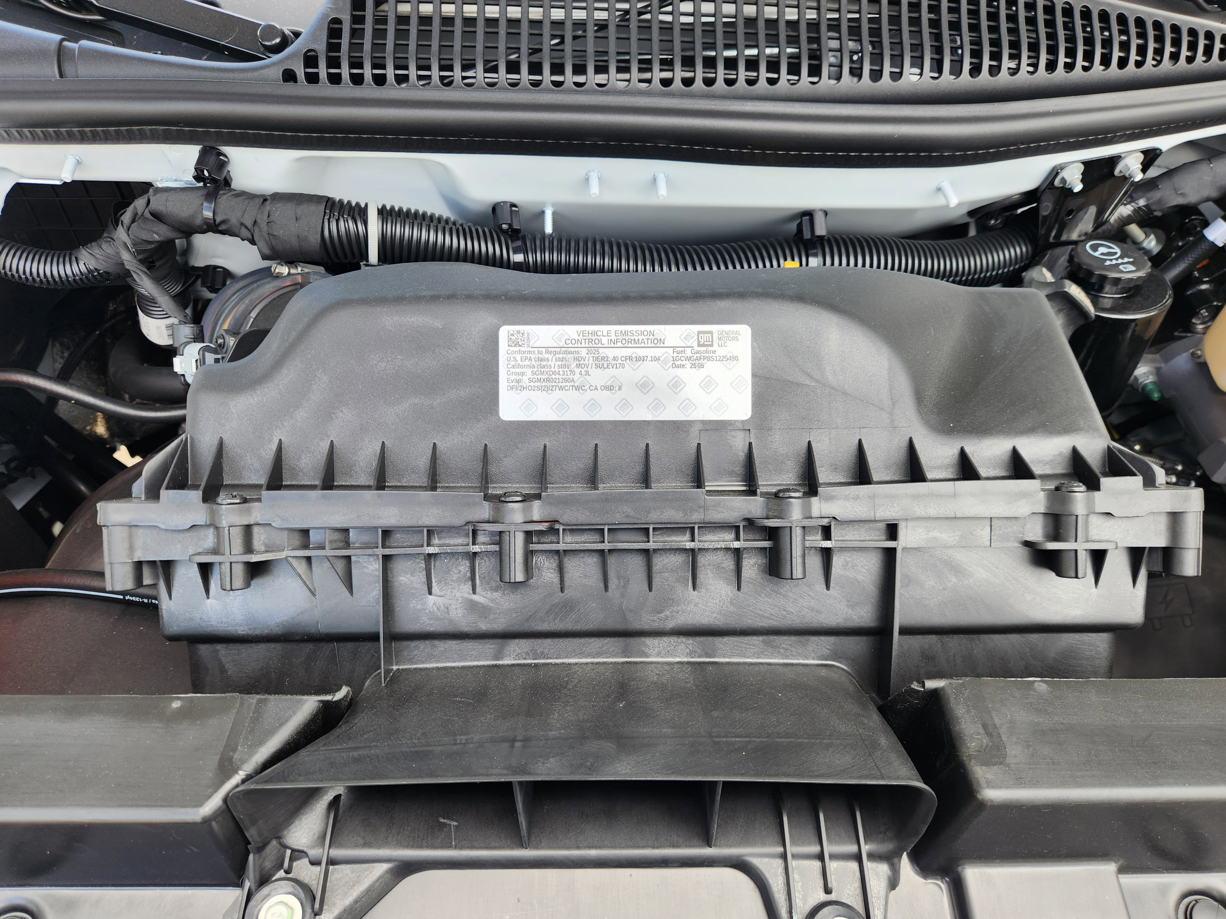 New 2025 Chevrolet Express 2500 w/ Driver Convenience Package image 30