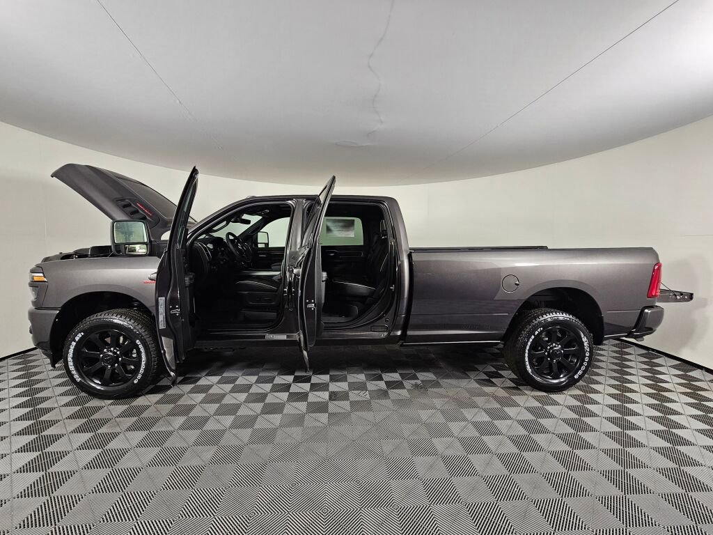 New 2026 RAM 3500 Laramie w/ Night Edition AWD/4WD image 17
